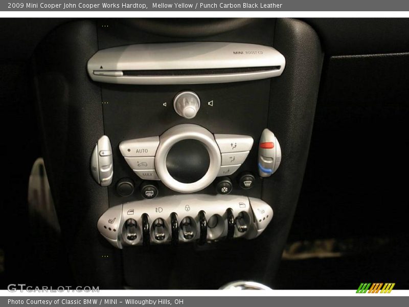 Mellow Yellow / Punch Carbon Black Leather 2009 Mini Cooper John Cooper Works Hardtop