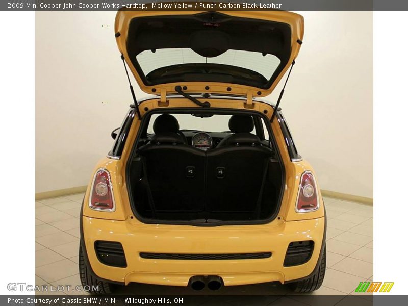Mellow Yellow / Punch Carbon Black Leather 2009 Mini Cooper John Cooper Works Hardtop