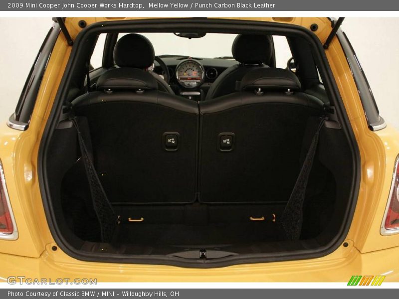 Mellow Yellow / Punch Carbon Black Leather 2009 Mini Cooper John Cooper Works Hardtop