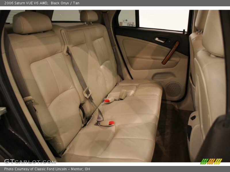 Black Onyx / Tan 2006 Saturn VUE V6 AWD