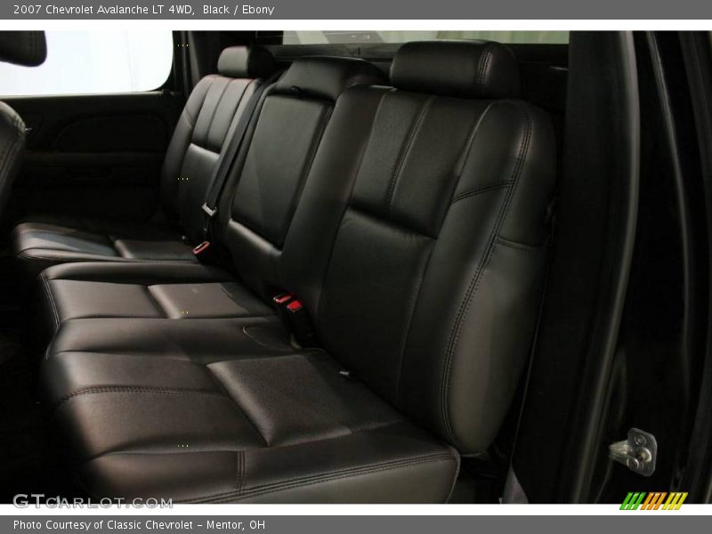 Black / Ebony 2007 Chevrolet Avalanche LT 4WD