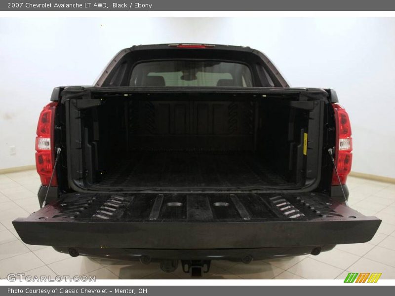 Black / Ebony 2007 Chevrolet Avalanche LT 4WD
