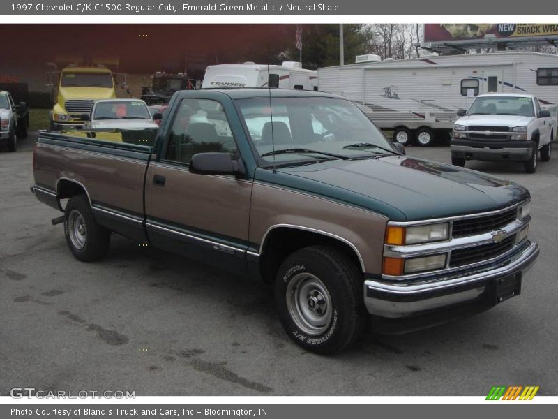 Emerald Green Metallic / Neutral Shale 1997 Chevrolet C/K C1500 Regular Cab