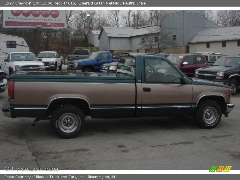 Emerald Green Metallic / Neutral Shale 1997 Chevrolet C/K C1500 Regular Cab