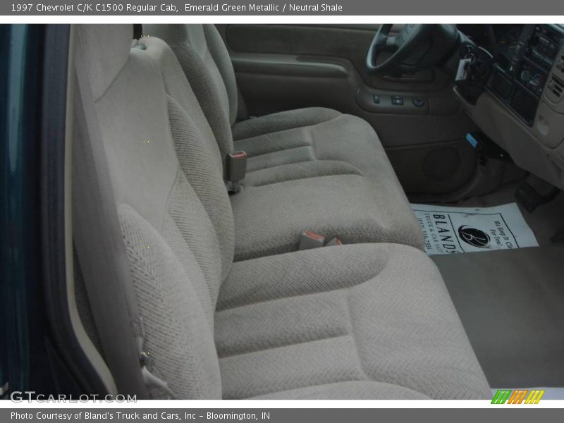 Emerald Green Metallic / Neutral Shale 1997 Chevrolet C/K C1500 Regular Cab