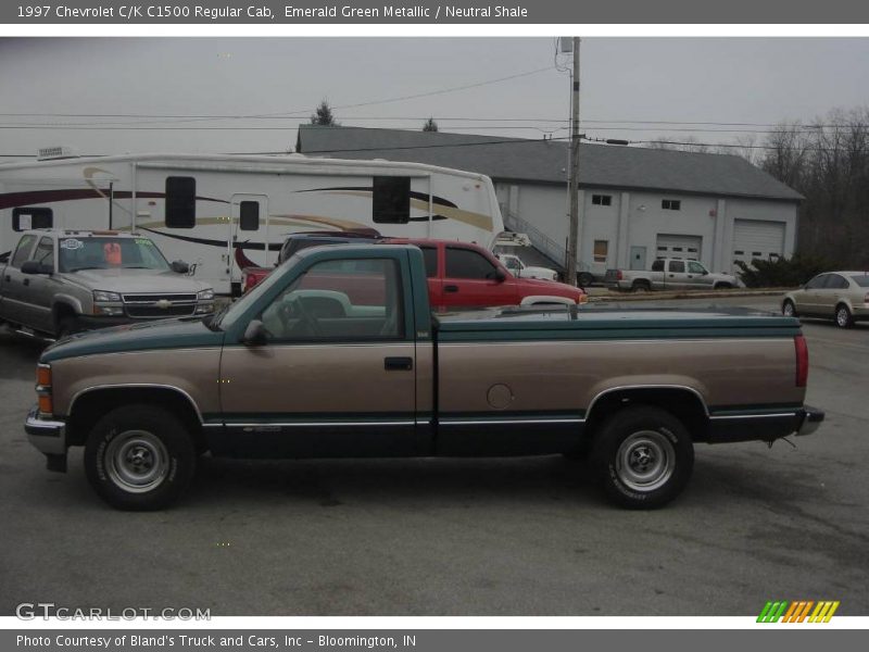 Emerald Green Metallic / Neutral Shale 1997 Chevrolet C/K C1500 Regular Cab