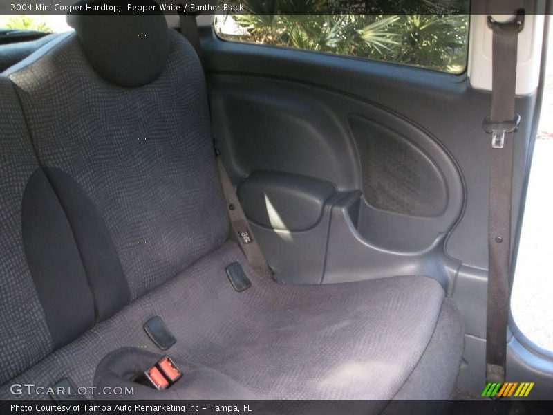 Pepper White / Panther Black 2004 Mini Cooper Hardtop