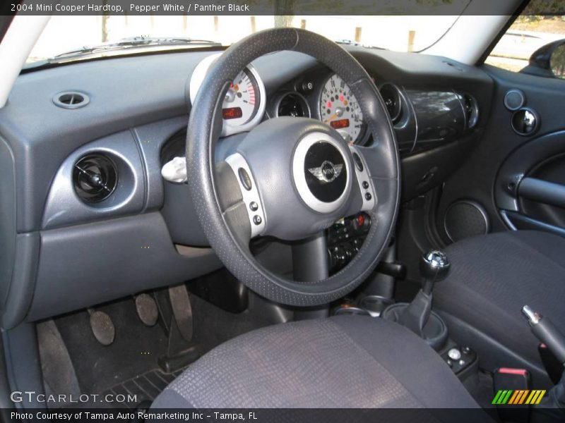 Pepper White / Panther Black 2004 Mini Cooper Hardtop