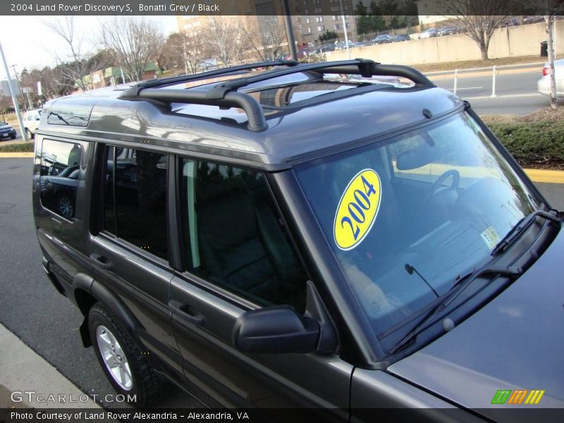 Bonatti Grey / Black 2004 Land Rover Discovery S