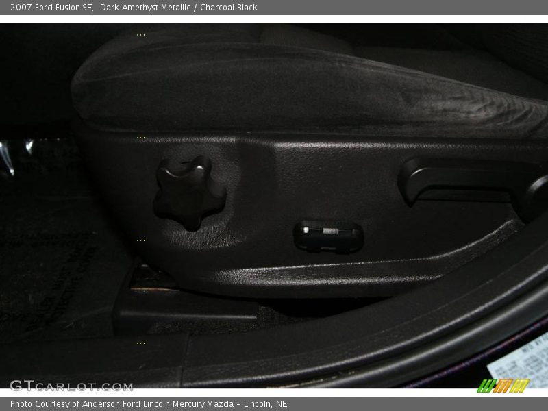 Dark Amethyst Metallic / Charcoal Black 2007 Ford Fusion SE