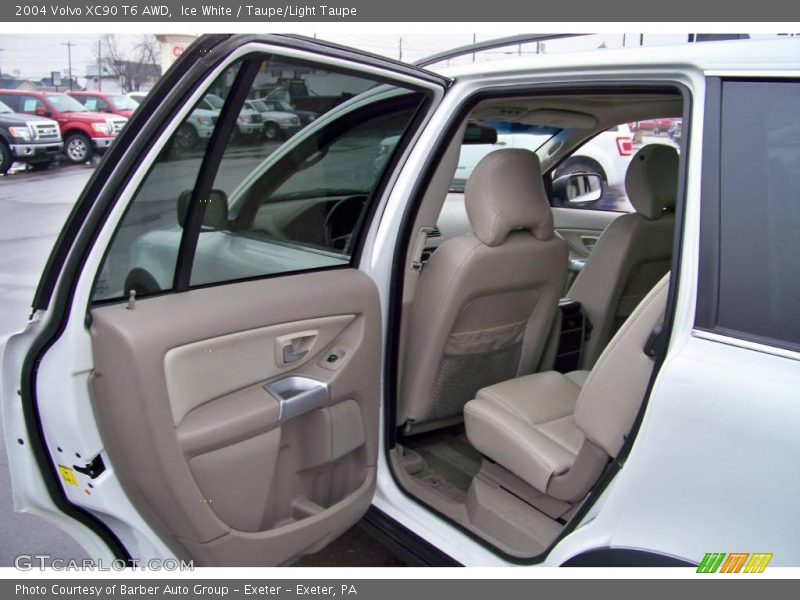 Ice White / Taupe/Light Taupe 2004 Volvo XC90 T6 AWD