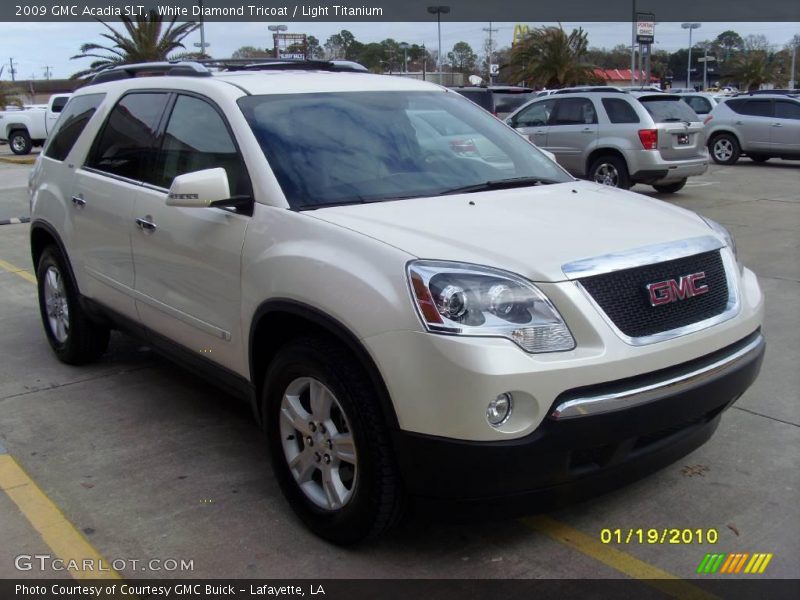 White Diamond Tricoat / Light Titanium 2009 GMC Acadia SLT