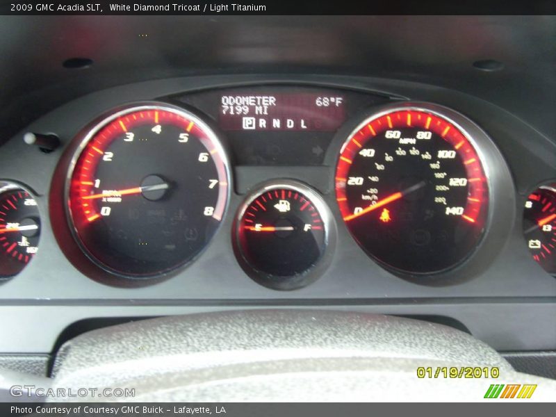 White Diamond Tricoat / Light Titanium 2009 GMC Acadia SLT