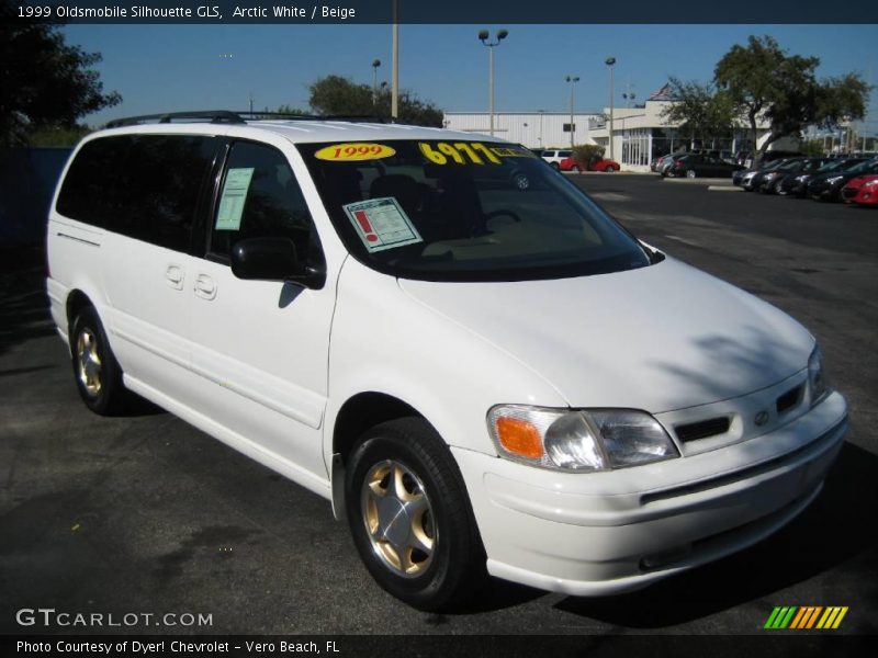 Arctic White / Beige 1999 Oldsmobile Silhouette GLS