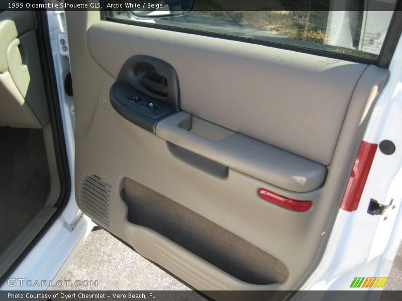 Arctic White / Beige 1999 Oldsmobile Silhouette GLS