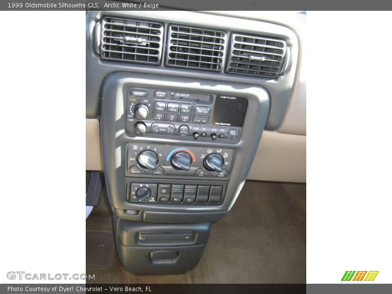 Arctic White / Beige 1999 Oldsmobile Silhouette GLS