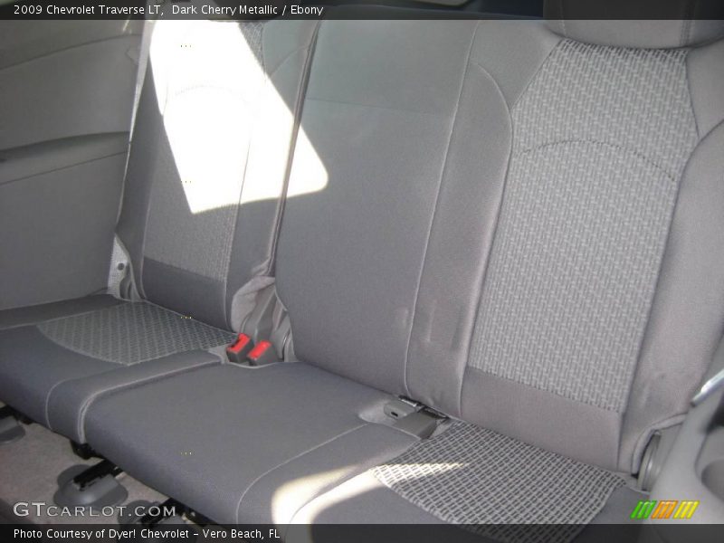 Dark Cherry Metallic / Ebony 2009 Chevrolet Traverse LT