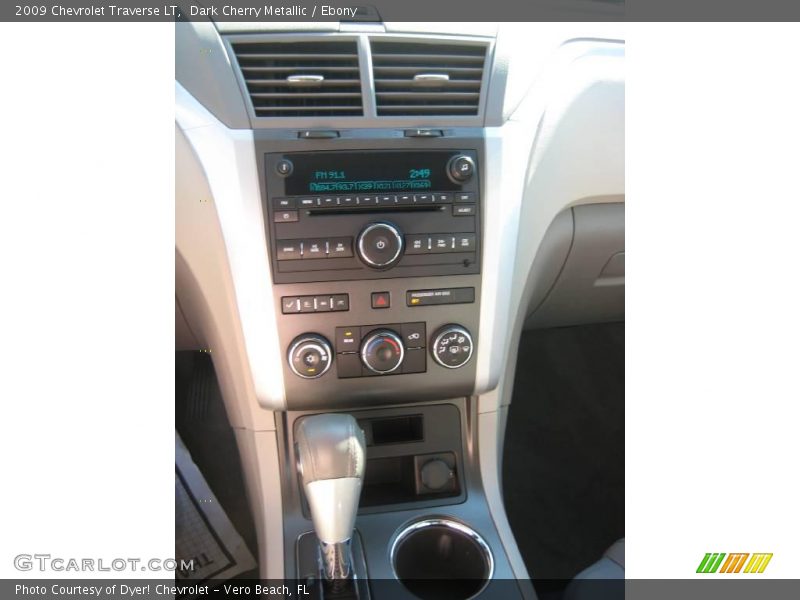 Dark Cherry Metallic / Ebony 2009 Chevrolet Traverse LT