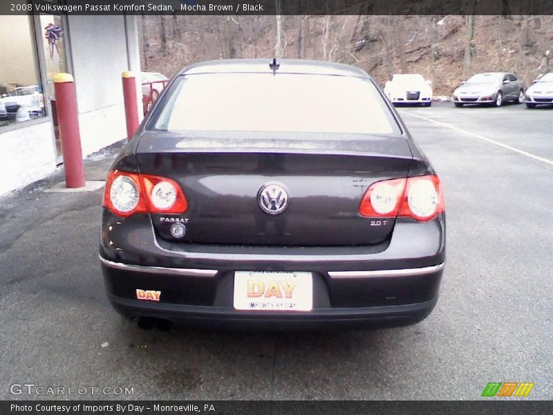 Mocha Brown / Black 2008 Volkswagen Passat Komfort Sedan