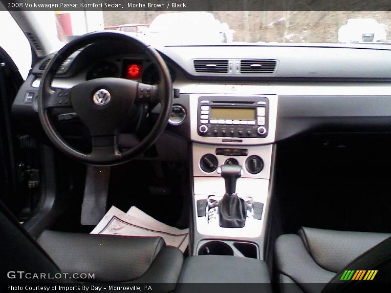 Mocha Brown / Black 2008 Volkswagen Passat Komfort Sedan