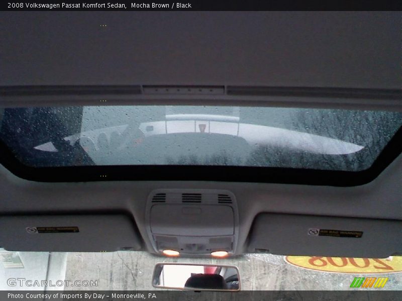 Mocha Brown / Black 2008 Volkswagen Passat Komfort Sedan