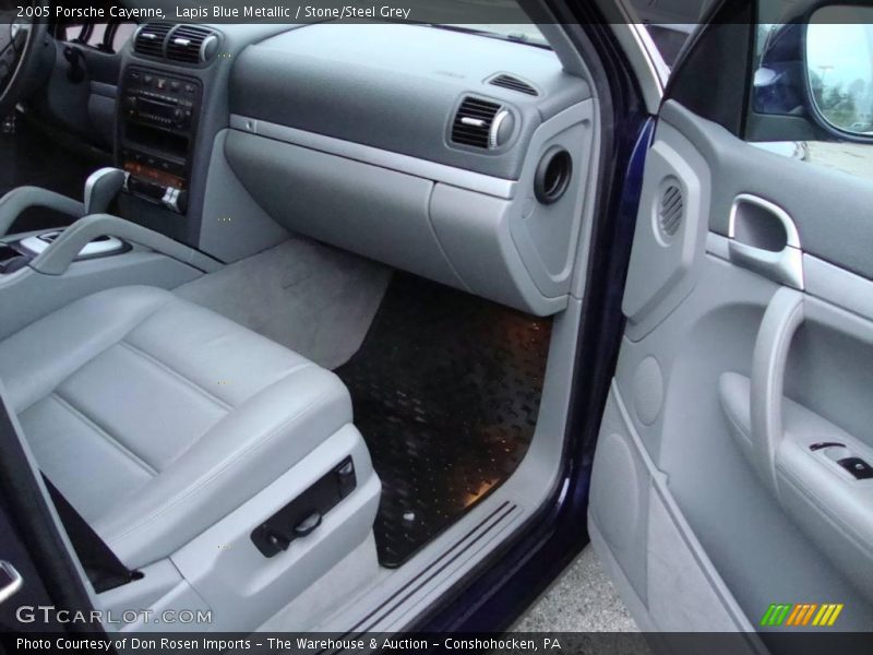Lapis Blue Metallic / Stone/Steel Grey 2005 Porsche Cayenne