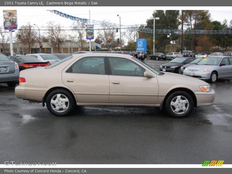 Cashmere Beige Metallic / Oak 2001 Toyota Camry LE