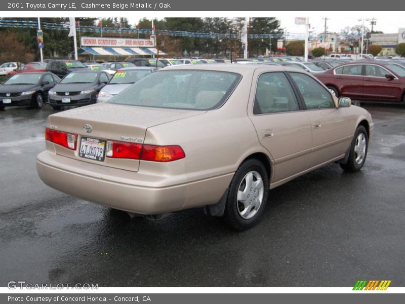 Cashmere Beige Metallic / Oak 2001 Toyota Camry LE