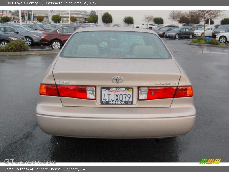 Cashmere Beige Metallic / Oak 2001 Toyota Camry LE