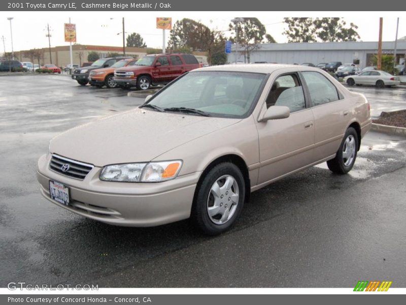 Cashmere Beige Metallic / Oak 2001 Toyota Camry LE