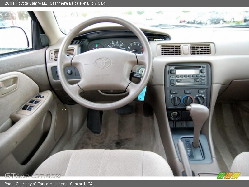 Cashmere Beige Metallic / Oak 2001 Toyota Camry LE