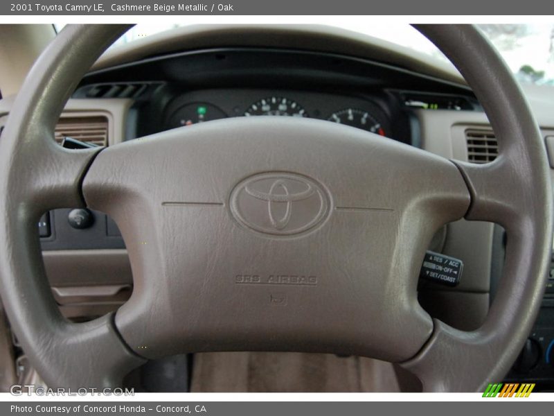 Cashmere Beige Metallic / Oak 2001 Toyota Camry LE