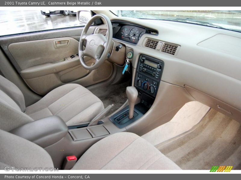 Cashmere Beige Metallic / Oak 2001 Toyota Camry LE