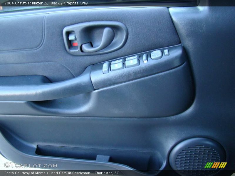 Black / Graphite Gray 2004 Chevrolet Blazer LS