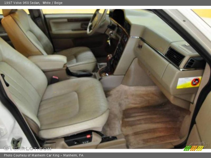 White / Beige 1997 Volvo 960 Sedan