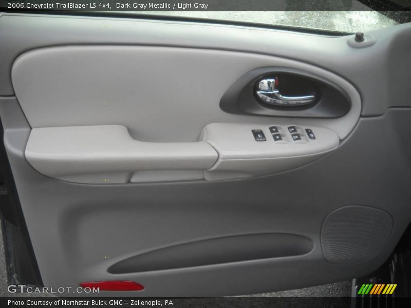 Dark Gray Metallic / Light Gray 2006 Chevrolet TrailBlazer LS 4x4