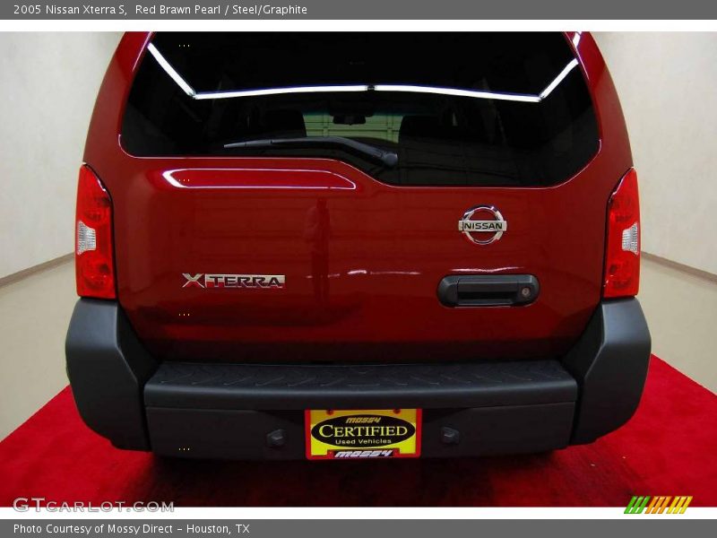 Red Brawn Pearl / Steel/Graphite 2005 Nissan Xterra S