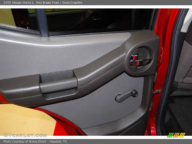 Red Brawn Pearl / Steel/Graphite 2005 Nissan Xterra S