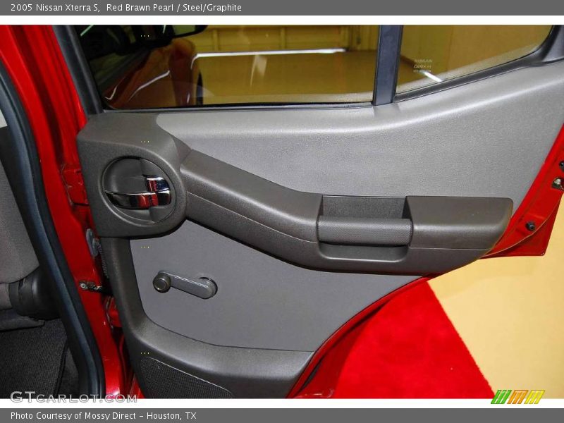 Red Brawn Pearl / Steel/Graphite 2005 Nissan Xterra S
