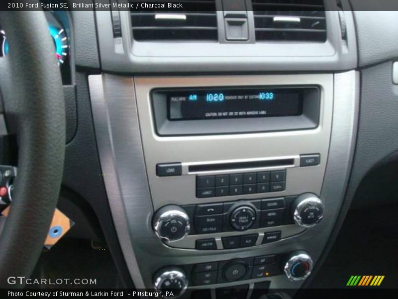 Brilliant Silver Metallic / Charcoal Black 2010 Ford Fusion SE