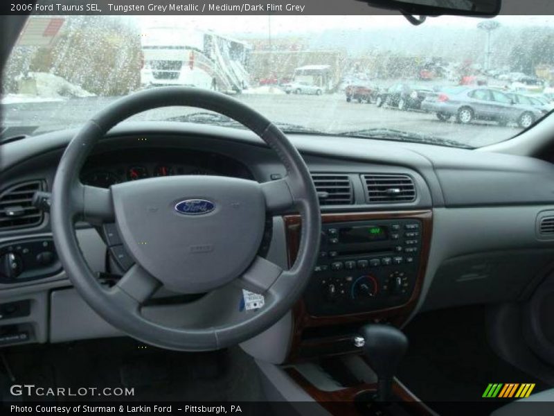 Tungsten Grey Metallic / Medium/Dark Flint Grey 2006 Ford Taurus SEL