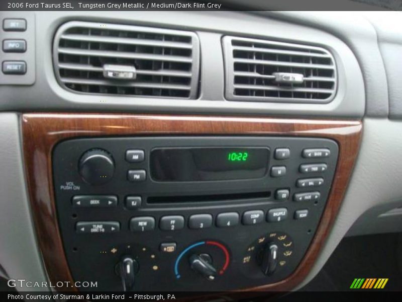 Tungsten Grey Metallic / Medium/Dark Flint Grey 2006 Ford Taurus SEL