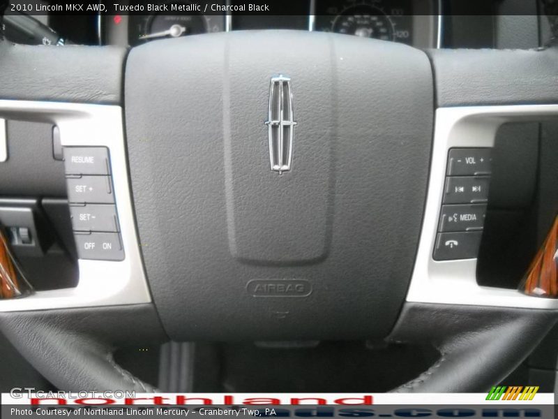 Tuxedo Black Metallic / Charcoal Black 2010 Lincoln MKX AWD