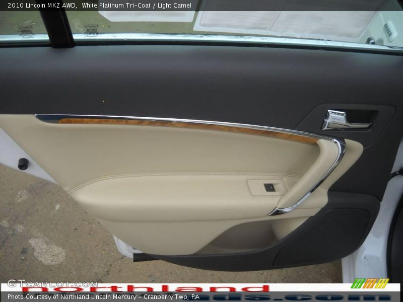 White Platinum Tri-Coat / Light Camel 2010 Lincoln MKZ AWD