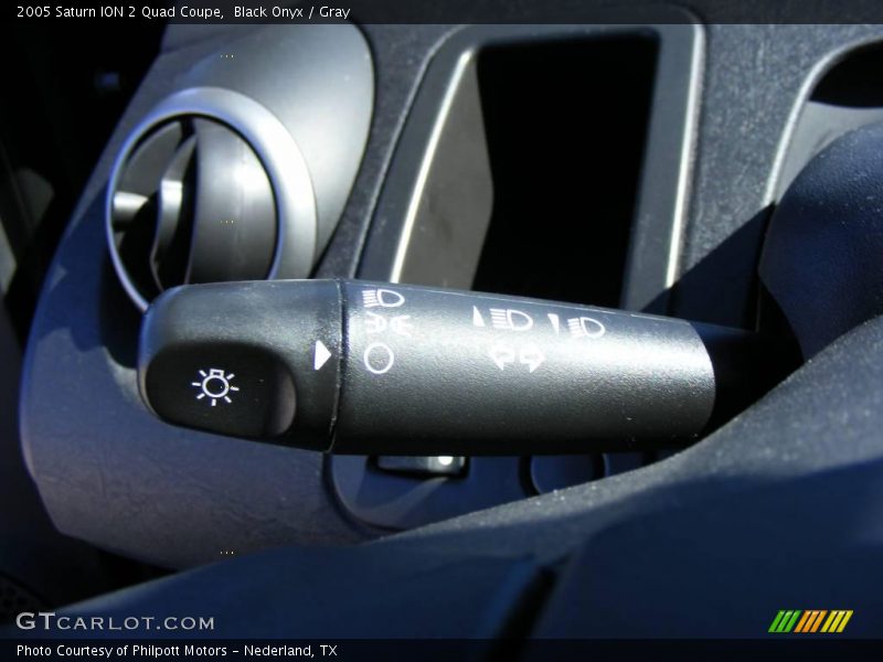 Black Onyx / Gray 2005 Saturn ION 2 Quad Coupe