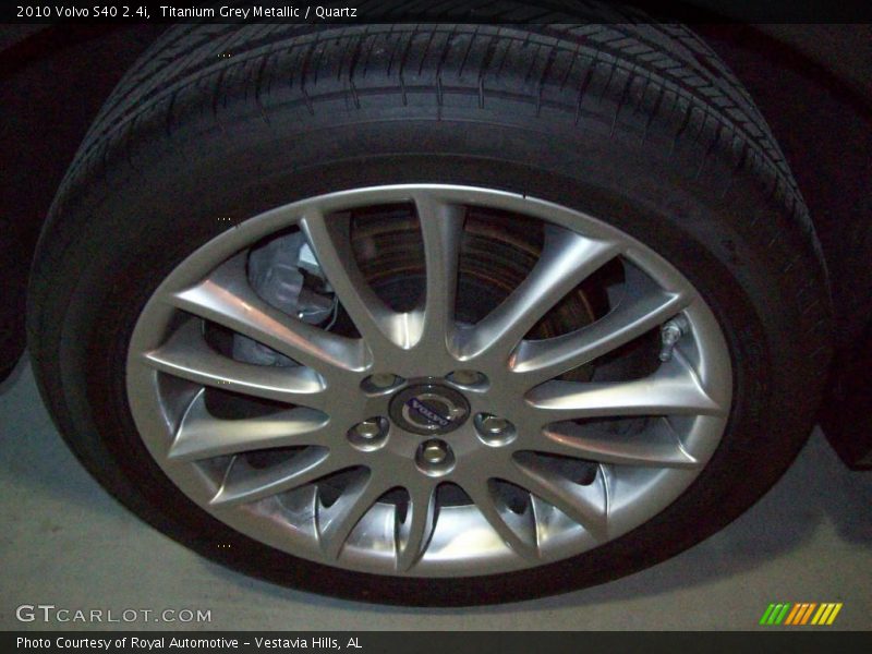 Titanium Grey Metallic / Quartz 2010 Volvo S40 2.4i