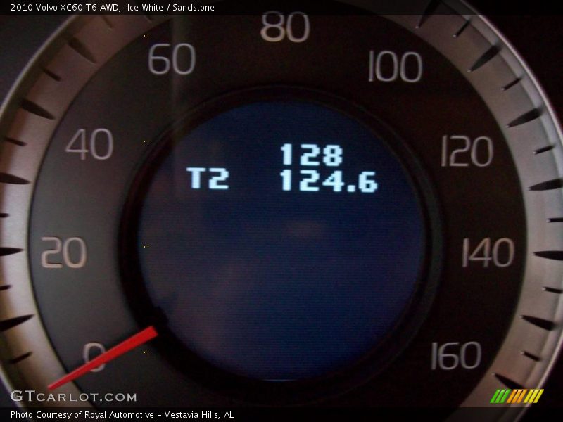 Ice White / Sandstone 2010 Volvo XC60 T6 AWD
