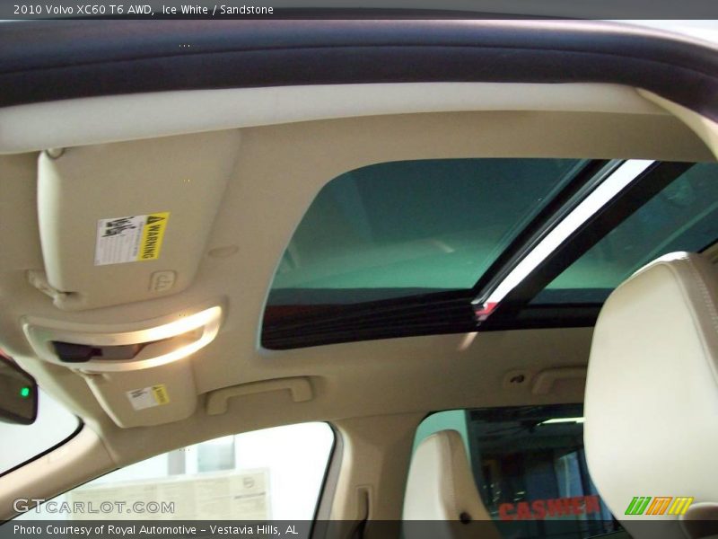 Ice White / Sandstone 2010 Volvo XC60 T6 AWD