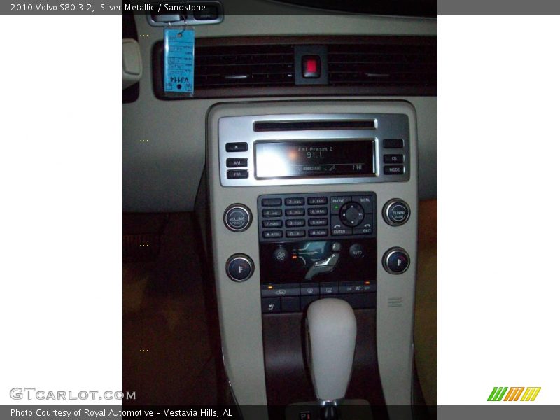 Silver Metallic / Sandstone 2010 Volvo S80 3.2