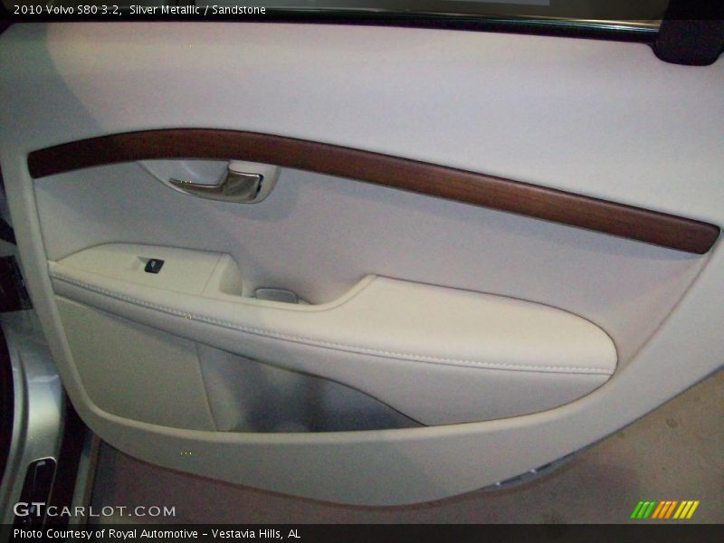 Silver Metallic / Sandstone 2010 Volvo S80 3.2